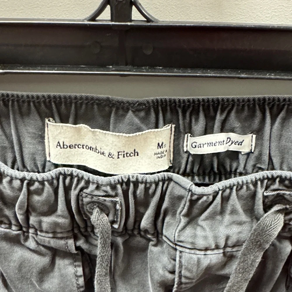 Abercrombie & Fitch Dark Gray Cargo Pants - Picture 2 of 3